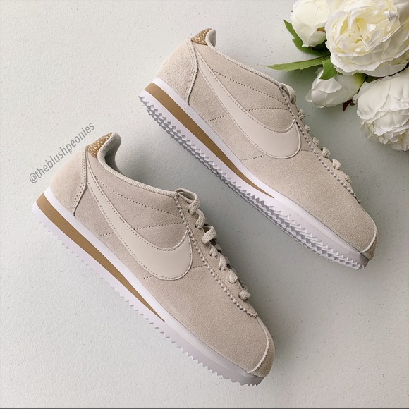 Nike Classic Cortez Premium Suede NWT - Picture 7 of 12